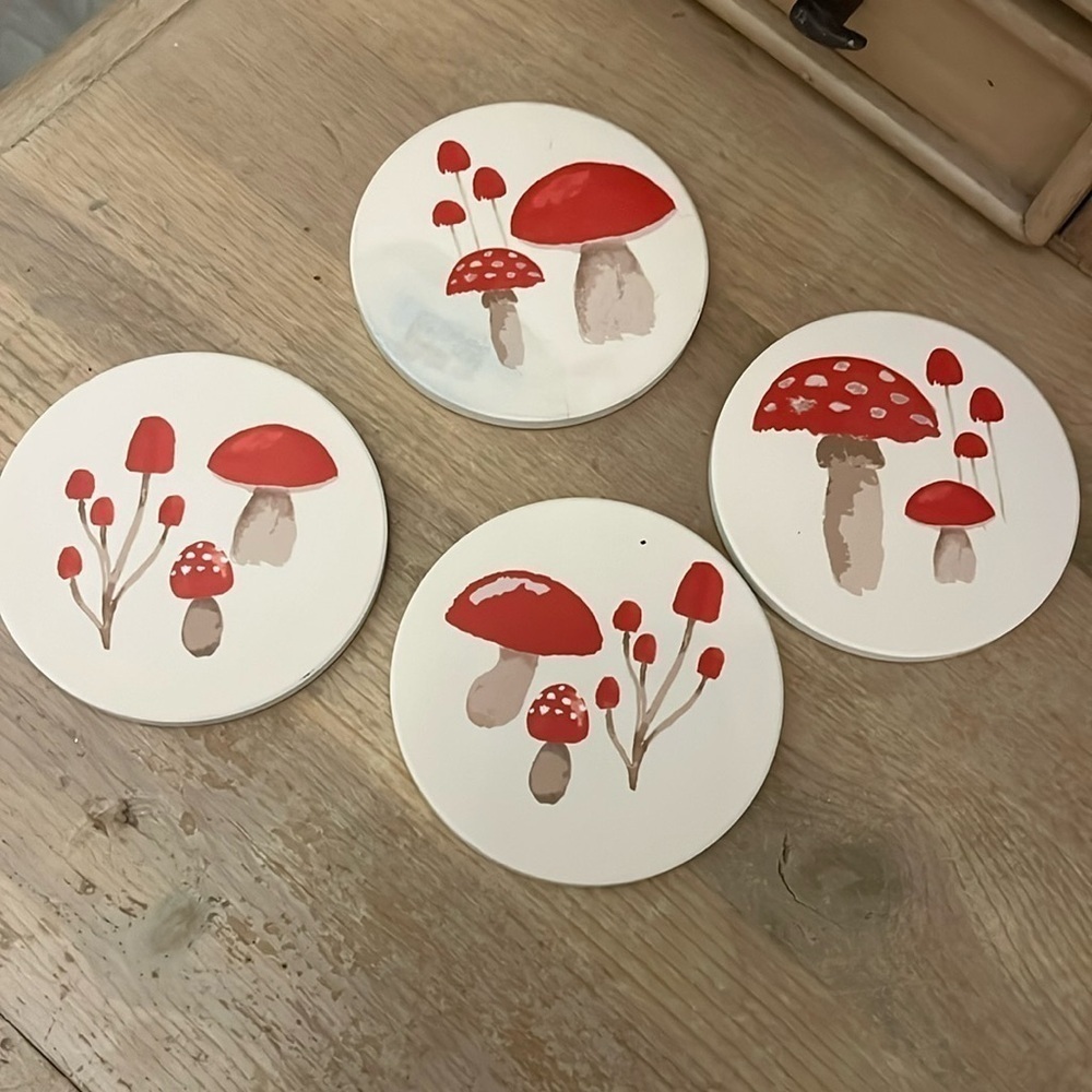Mushroom Coaster Set of 4 Prima Design Stone Cork Backing